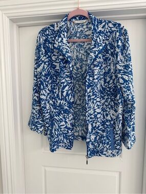 Erin London Blue & White Leaf-Print Zip Front Jacket